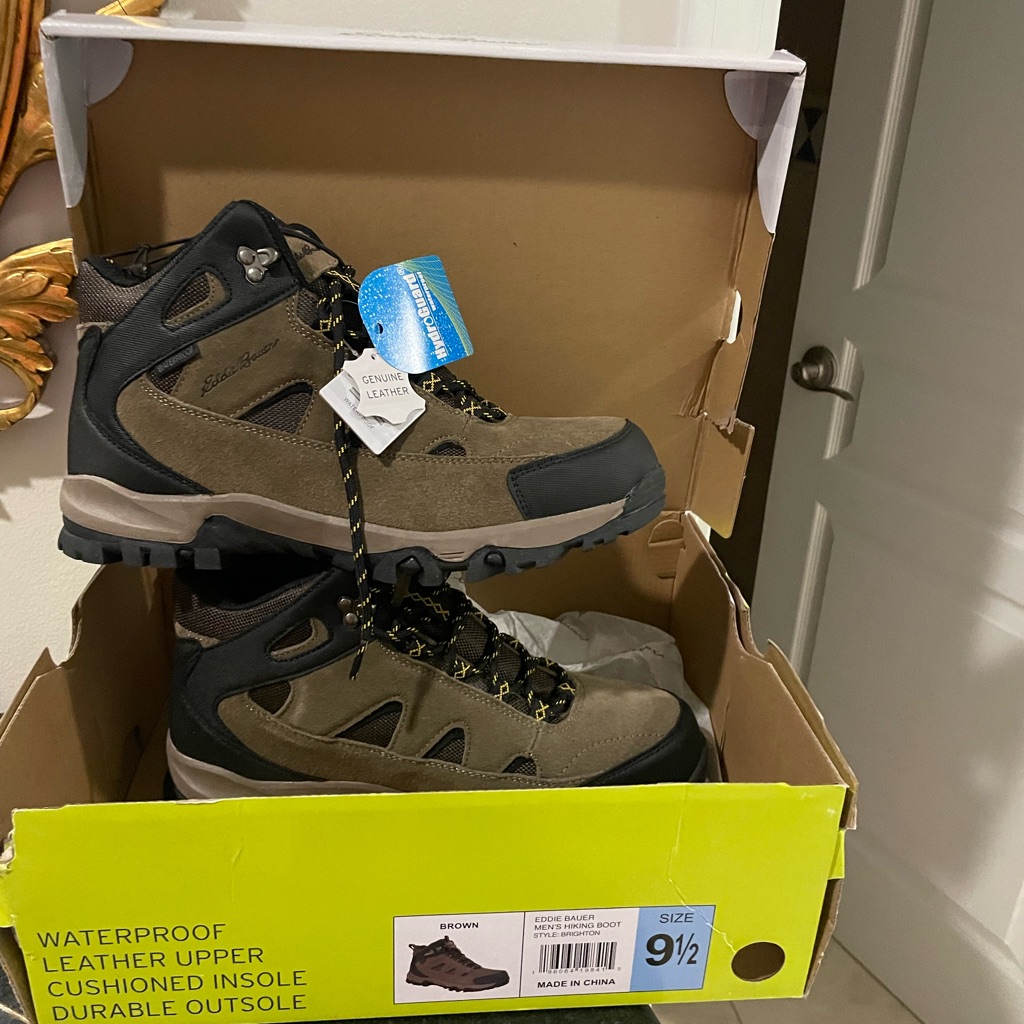 Eddie Bauer Brand New Boots